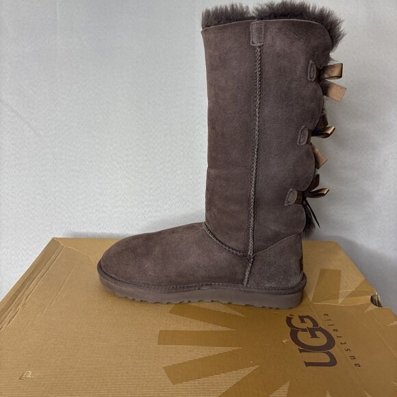 Womens Ugg Boots 7 Bailey Button Triplet Tall Chocolate Brown Festival Suede - Picture 13 of 16